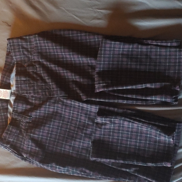 Pants - Picture 2 of 4